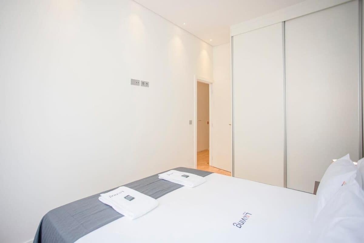 Liiiving In Porto-Mouzinho Residence Apartments Kültér fotó