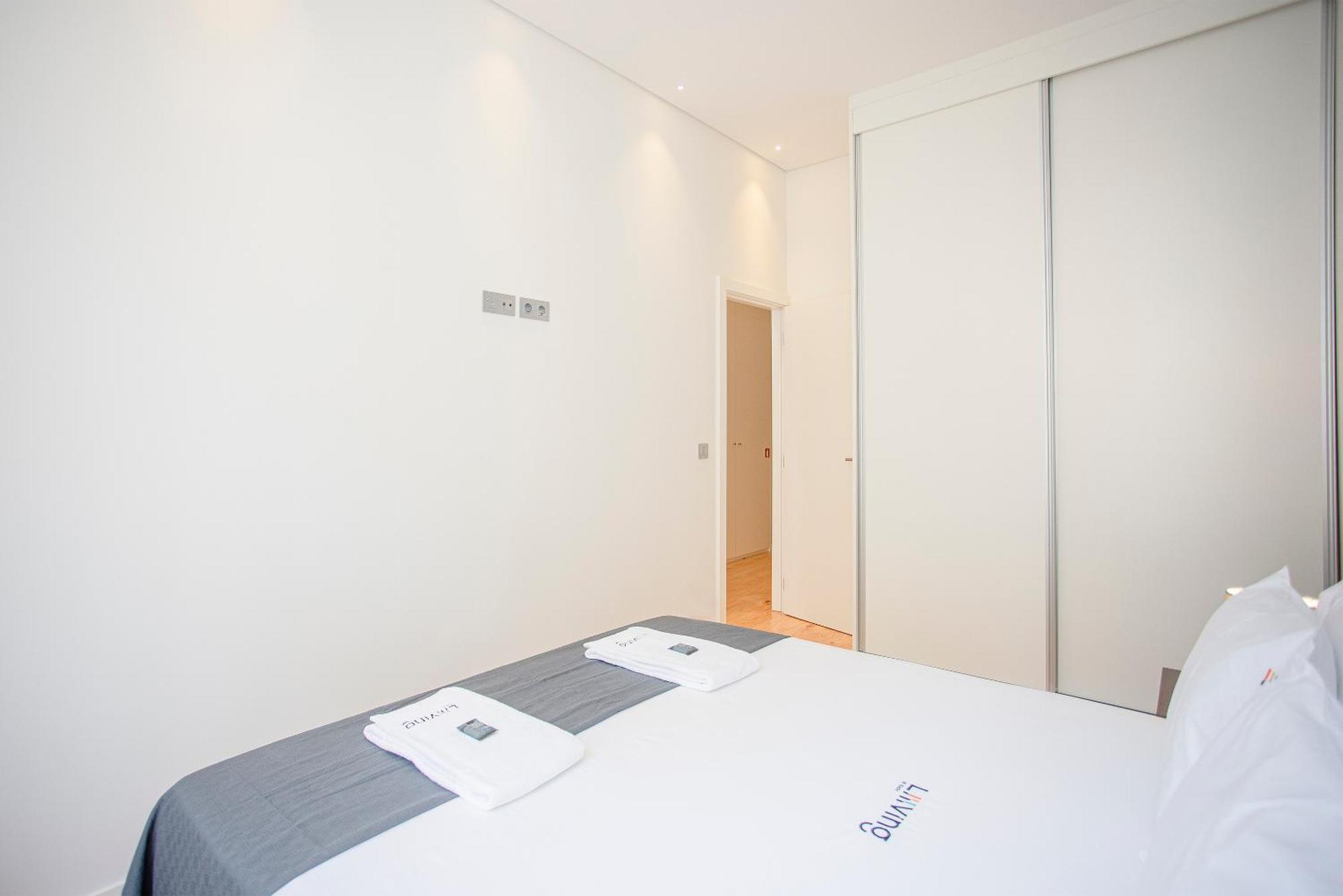 Liiiving In Porto-Mouzinho Residence Apartments Kültér fotó